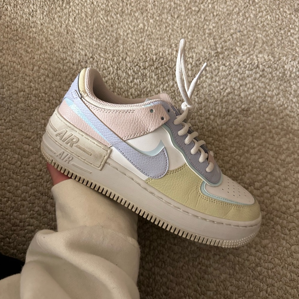 Pastel airforce nike shoes size 8.5